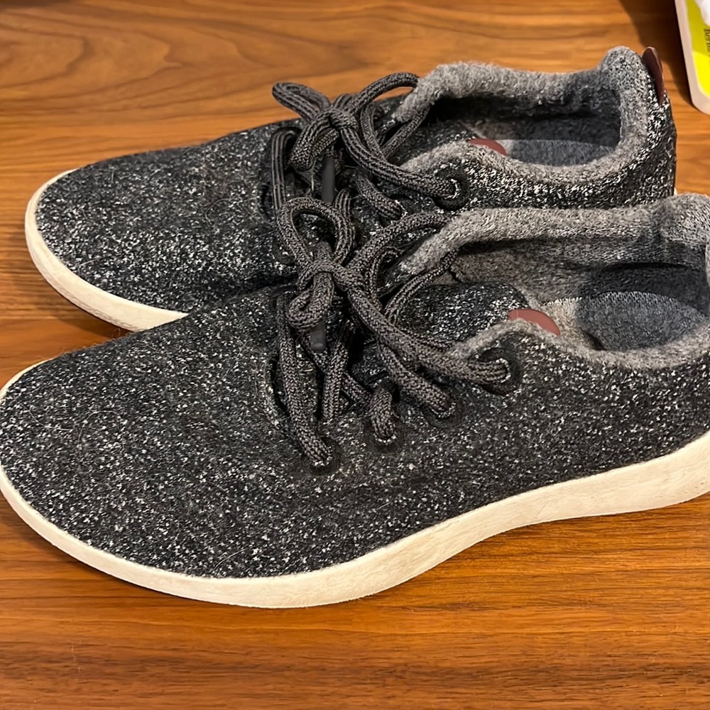 Allbirds Mizzle Waterproof wool sneakers women’s 8